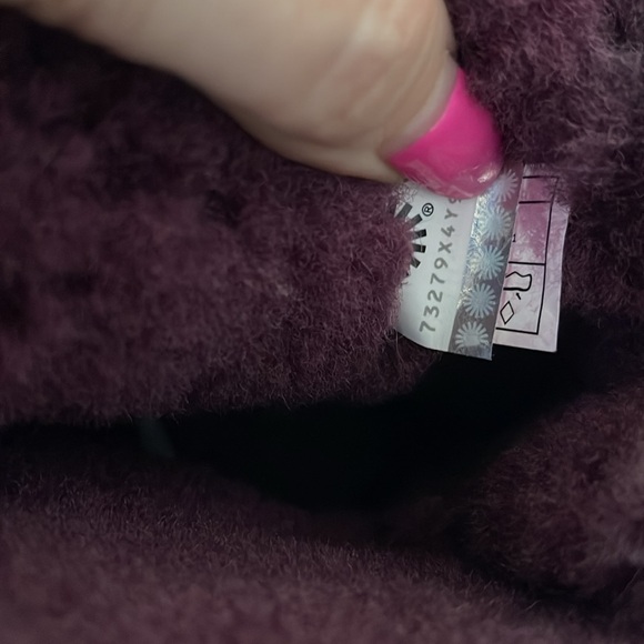 UGG boots Bailey Bow II purple eggplant purple and white striped lace bow tie - Picture 8 of 8